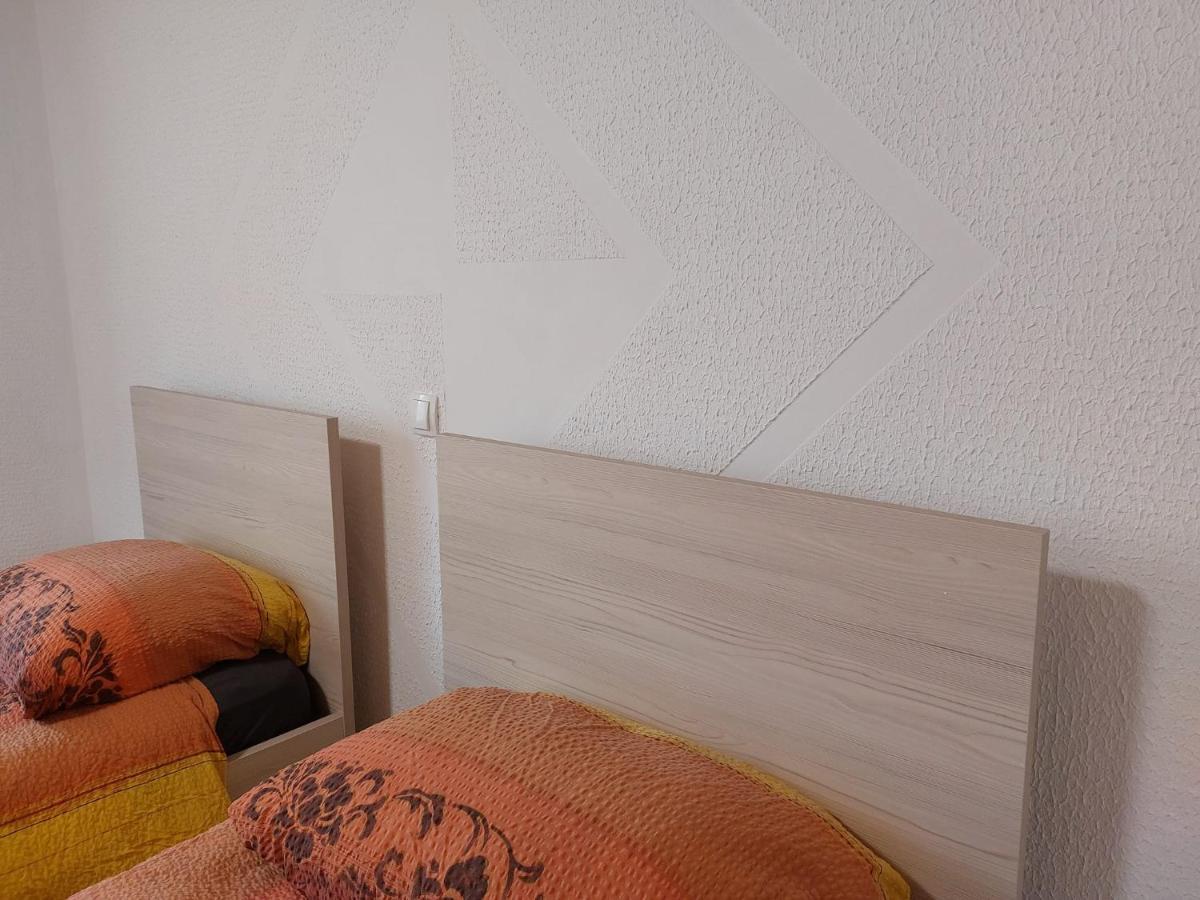 Apartments Denis Толмин Екстериор снимка