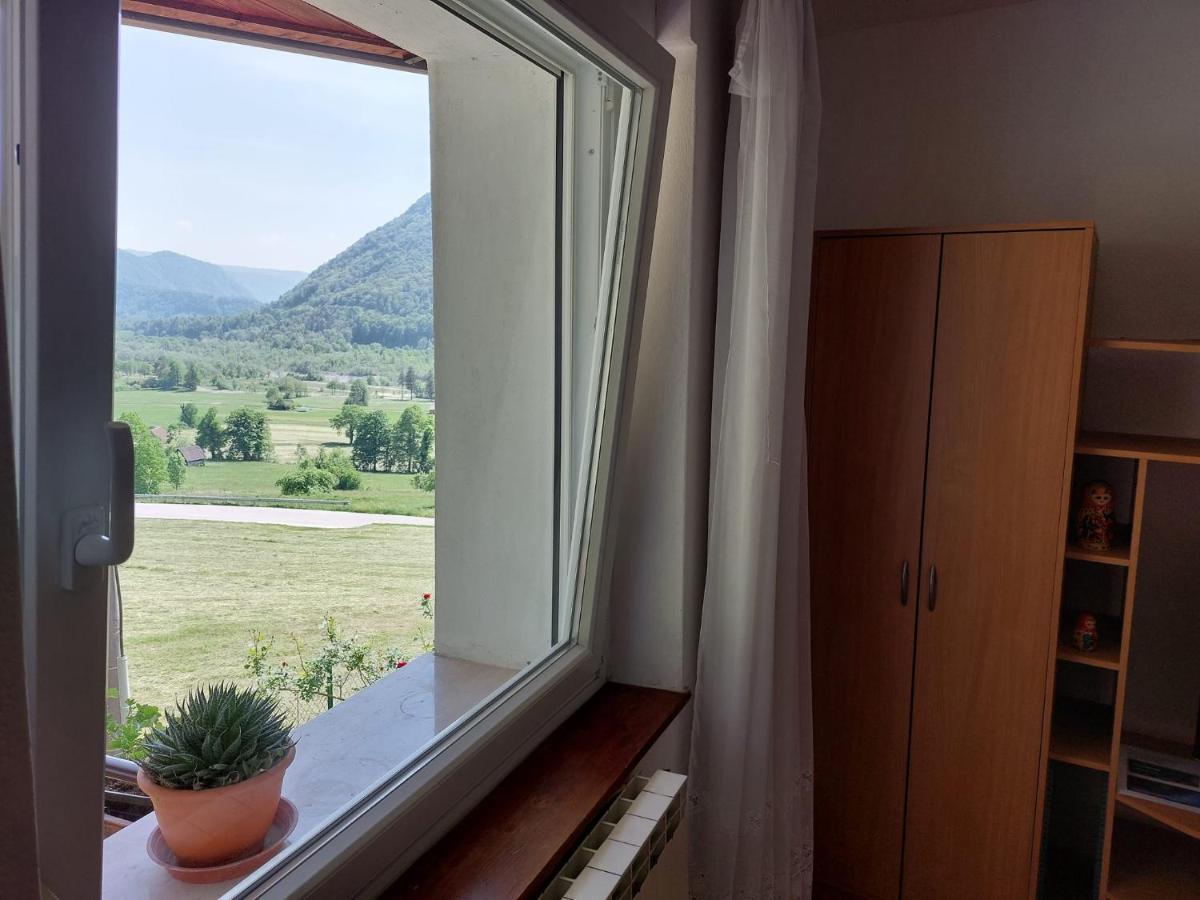 Apartments Denis Толмин Екстериор снимка